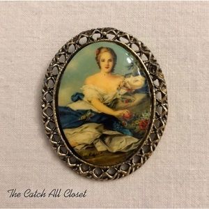 Vintage Victorian Style Brooch